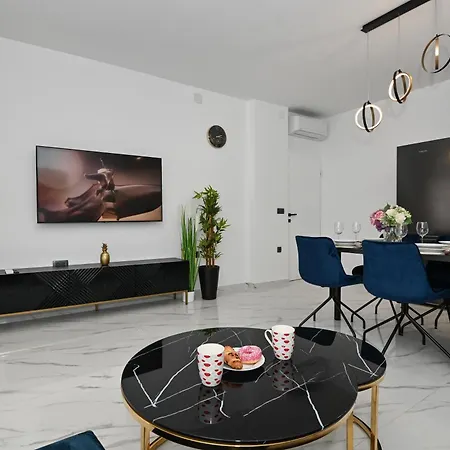 Luxury Gloria Old Town With Sea View Appartement *