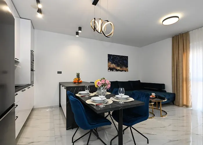 Luxury Gloria Old Town With Sea View Zadar